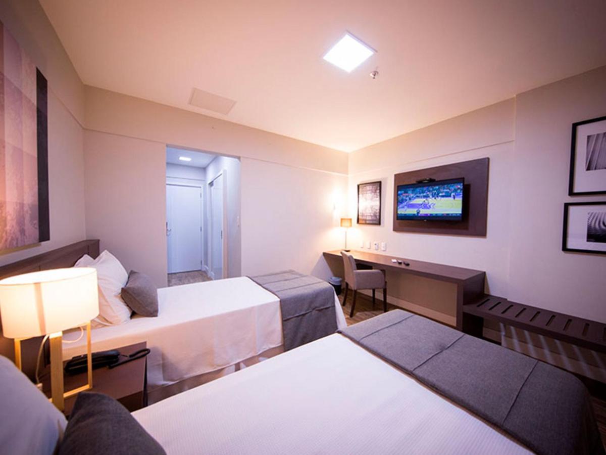 Vila Business Hotel Volta Redonda Exteriör bild